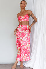 Well Versed Crop Top Abstract Pink